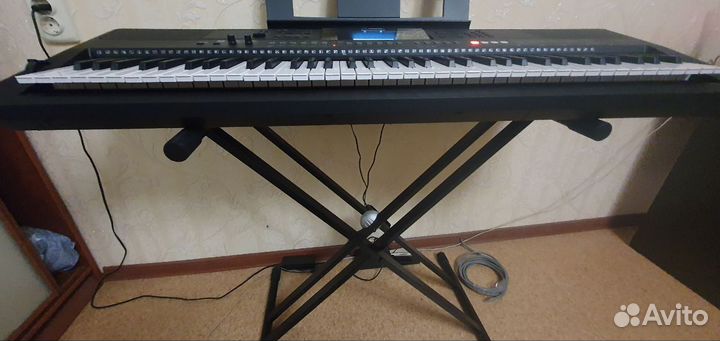 Синтезатор Yamaha PSR-EW410