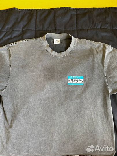 Футболка vetements