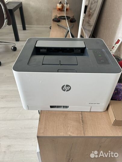 Принтер лазерный цветной hp