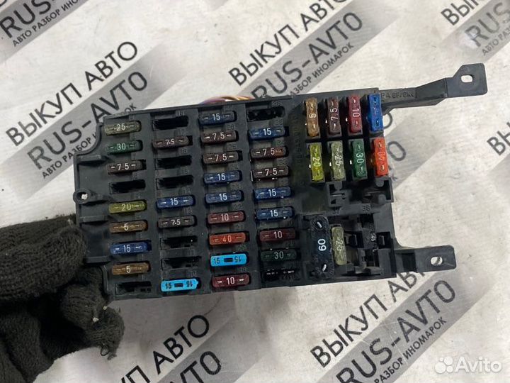 Блок предохранителей Mercedes C W202 OM 611