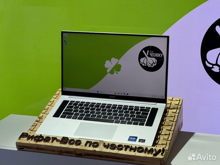 Игровой Honor 16.1