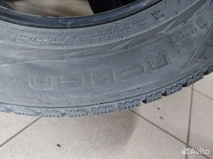 Nokian Tyres Hakkapeliitta R2 SUV 245/60 R18