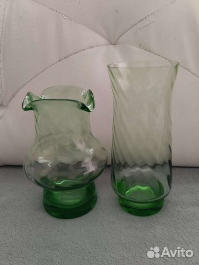 Ваза цветное стекло ссср.Осталась одна ваза