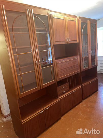 Стенка сервант