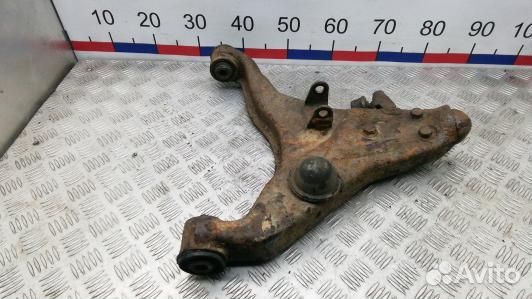 Рычаг передний нижний правый mitsubishi L200 K4T