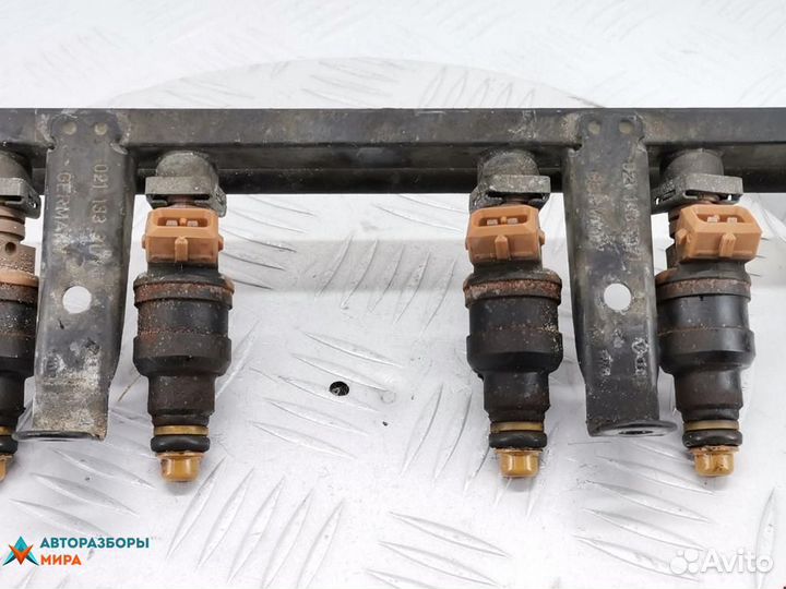 Форсунка Ford Galaxy 1998 1004144