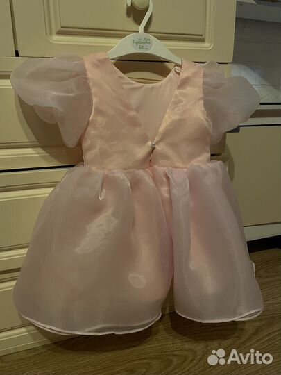 Нарядное,праздничное платье для девочки 86