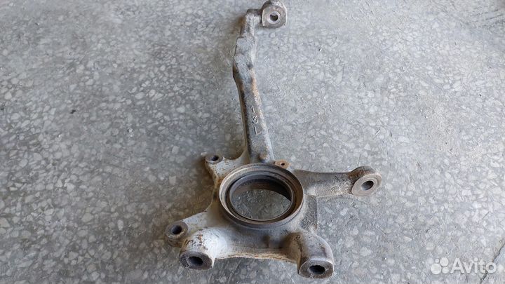 Кулак поворотный L G7 toyota Hilux (2005-2015)
