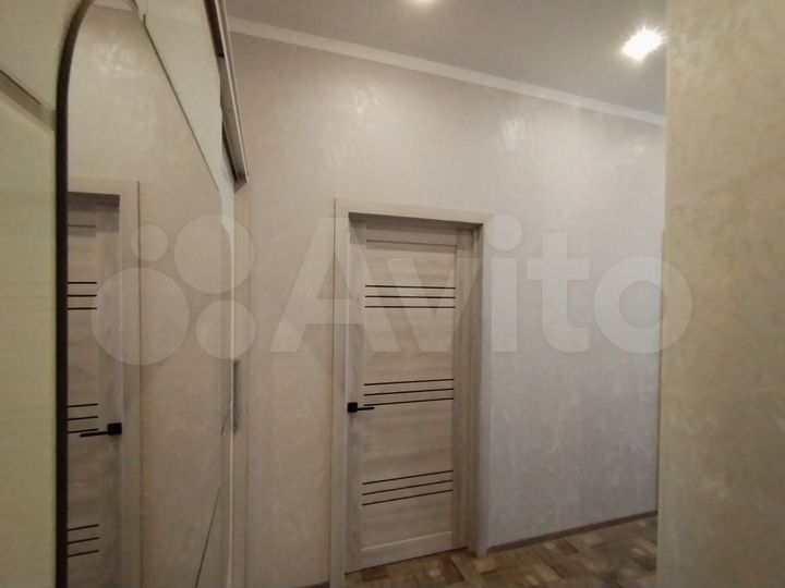 2-к. квартира, 59 м², 8/10 эт.