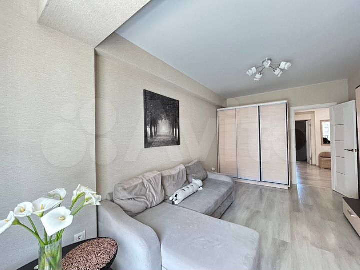 2-к. квартира, 60 м², 3/13 эт.