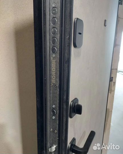 Дверь входная в наличии и под заказ