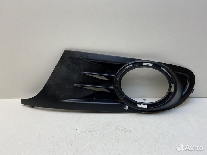 Решётка в бампер левая Volkswagen Golf VI 2009-201