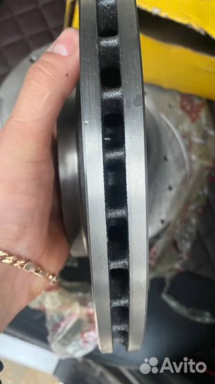 Передние тормозные диски Renault Duster спорт