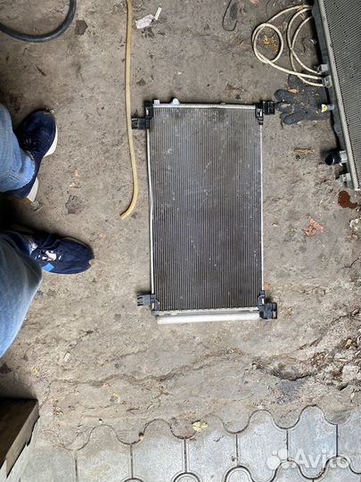 Радиатор кондиционера lexus is 250