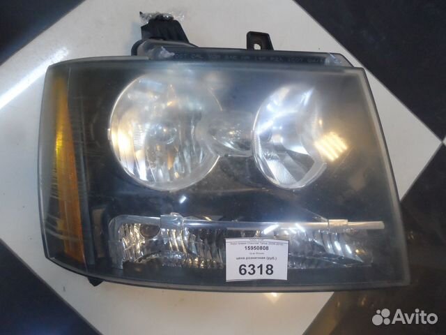 Фара правая Chevrolet Tahoe (2006-2014)