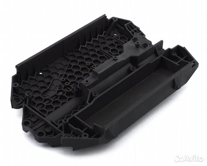 Traxxas Maxx 1/10 4wd шасси Tra8922 Новое