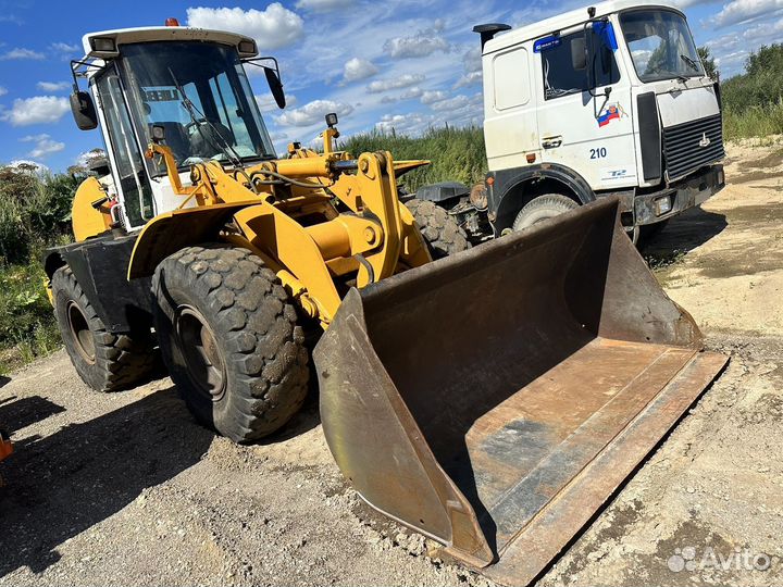 Фронтальный погрузчик Liebherr L 524, 2001