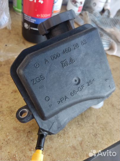 Бачок Гур Mercedes-Benz