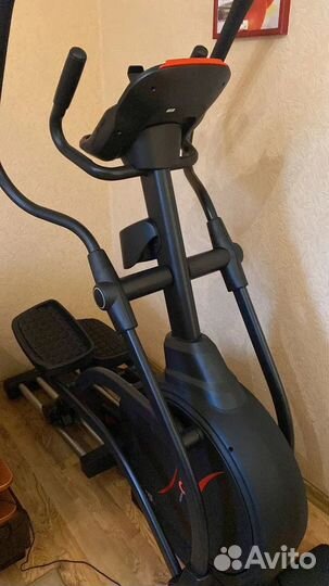 Эллиптический тренажер для дома