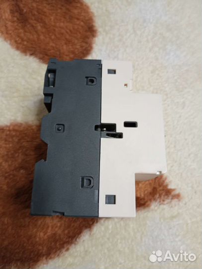 Автомат защиты двигателя gv2-rt05 Schneider новый