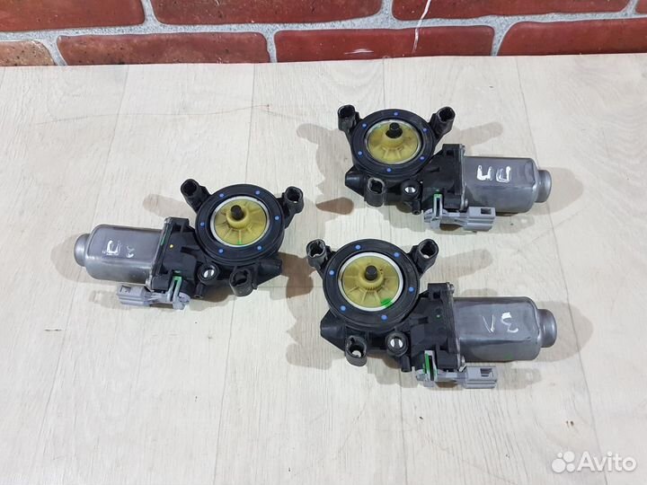 Моторчик стеклоподъемника Volkswagen polo 2013