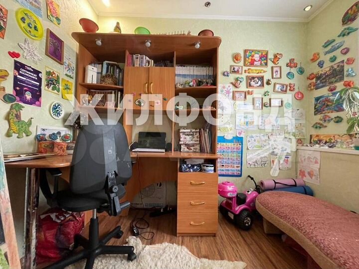 3-к. квартира, 60 м², 1/5 эт.