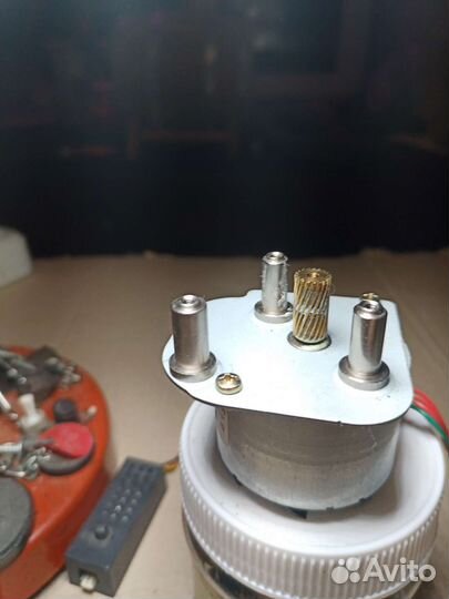 Электродвигатель шаговый