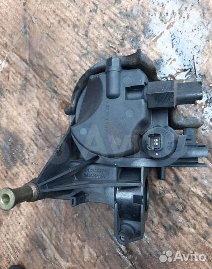 Корпус топливного фильтра Ford Fiesta 5 2006