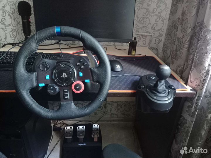 Руль Logitech G29