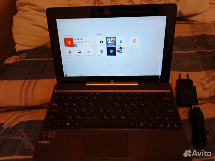 Планшет трансформер Asus t100ta 2/64 как новый