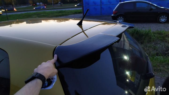 Спойлер Volkswagen Golf MK5 r32