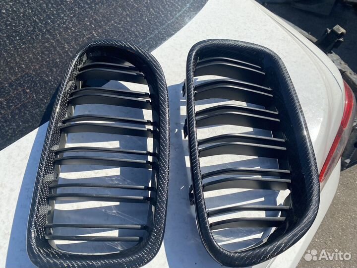 Карбоновые ноздри на бампер bmw f10