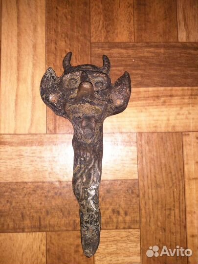 Дверная ручка чертик латунь