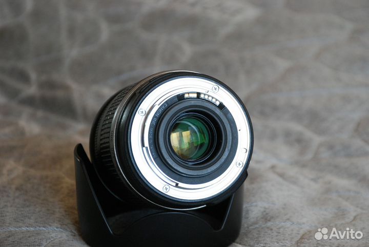 Canon EF-S 18-200 IS