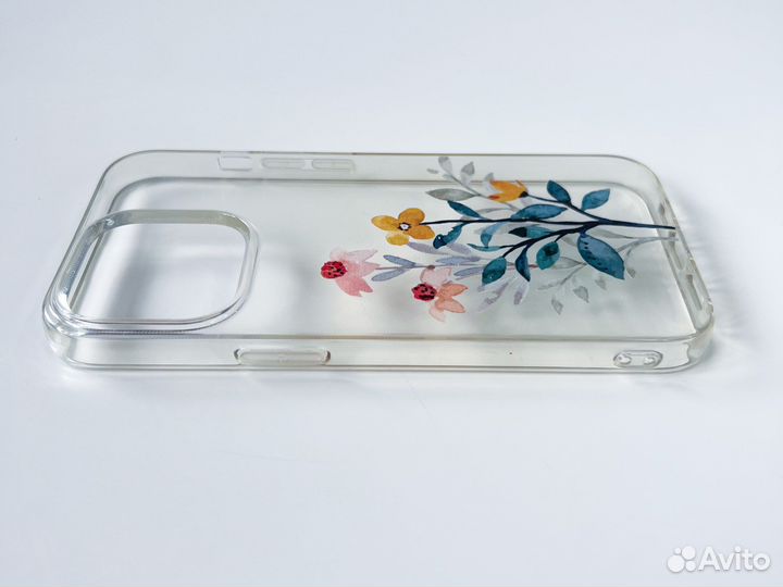 Чехол на iPhone 13 pro прозрачный с цветами