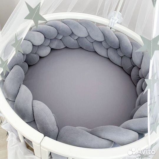 Бортик косичка в кроватку