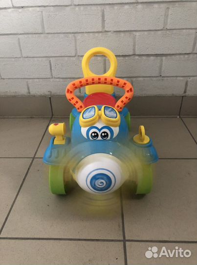 Машинка каталка толокар