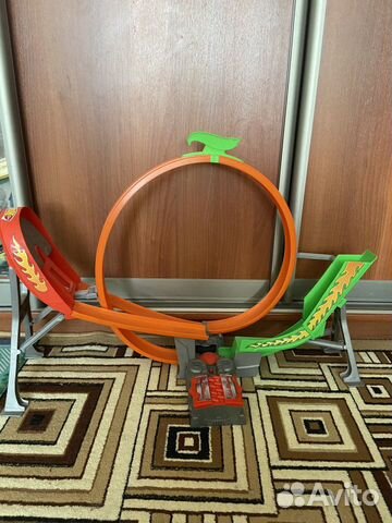 Hot wheels трек