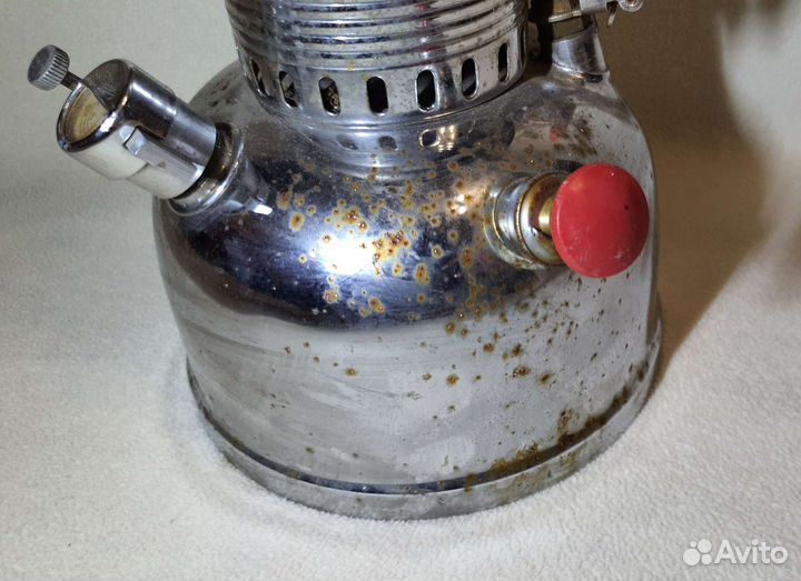 Керосиновая лампа