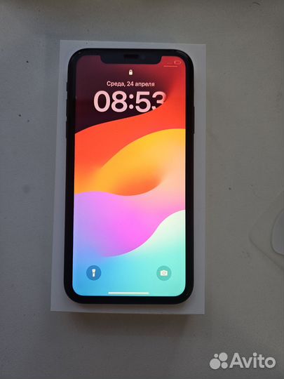 iPhone 11, 64 ГБ