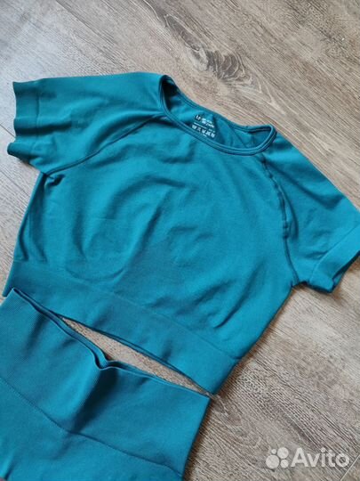 Спортивный костюм для фитнеса 46