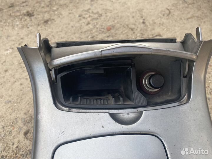 Центральная консоль mazda atenza