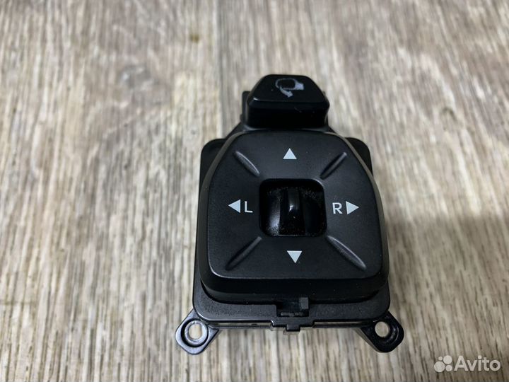 Hyundai X35 Кнопка регулировки зеркал