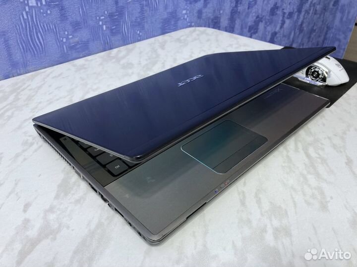 Ноутбук Acer - Intel Core i7/ 8Gb/ SSD 240Gb