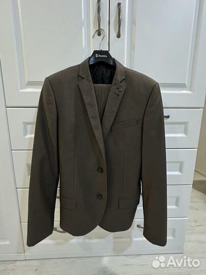 Школьный костюм для юноши