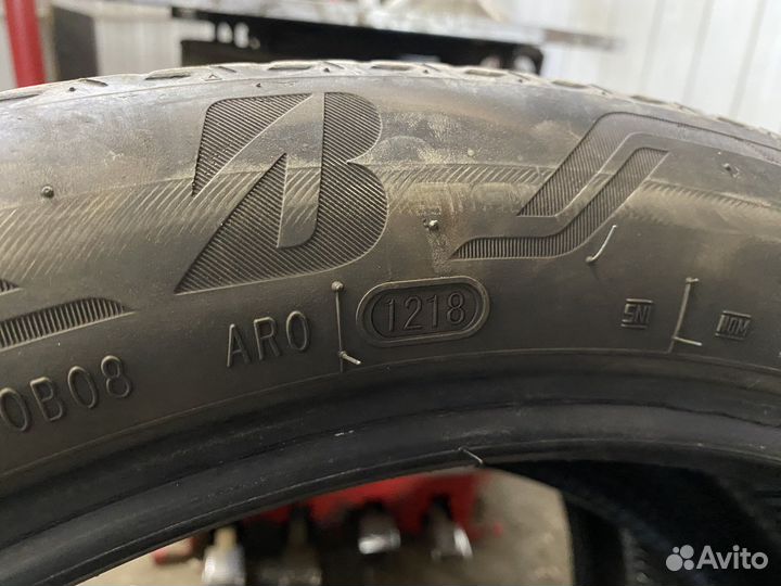 Bridgestone Alenza 001 245/45 R20 и 275/40 R20 103W