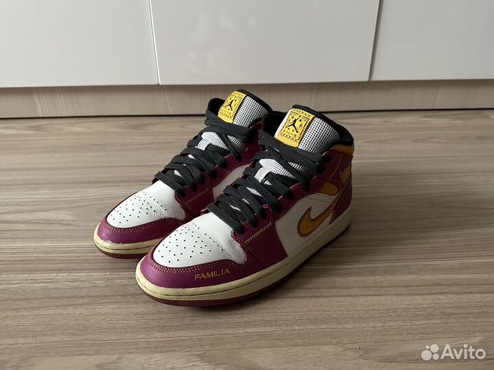 Nike Air Jordan 1 Mid оригинал