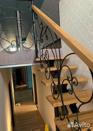 Лестница г-образная на дачу