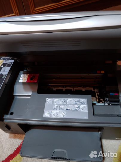 Принтер сканер копир лазерный цветной