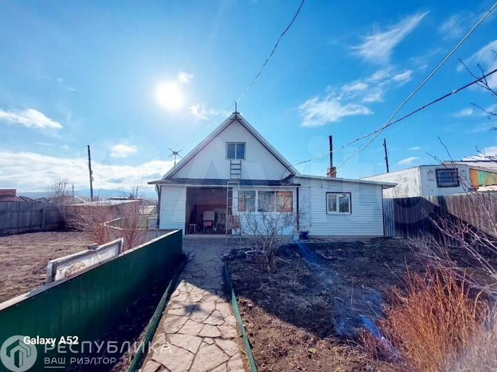 Дом 73,8 м² на участке 8 сот.